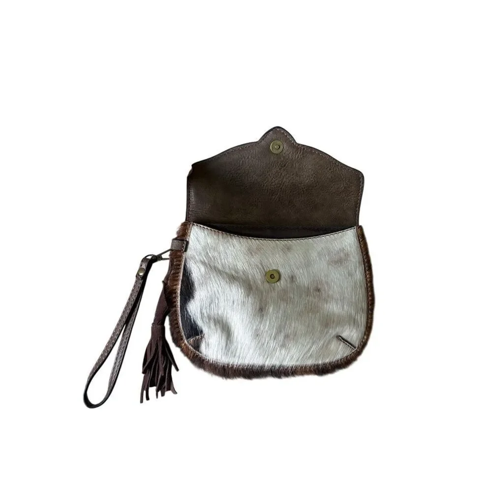 NWOT Tony Lama Cowhide Clutch Wristlet Bag Turquoise Accents Western Brown White